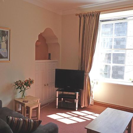 Skene Terrace Apartments Aberdeen Bagian luar foto